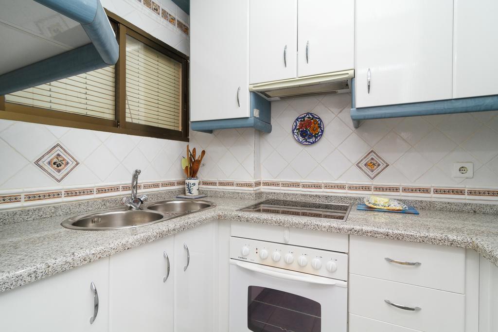 Bahia 58 Apartments Casasol 内尔哈 外观 照片